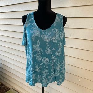 Turquoise Floral Cold Shoulder Tee Sz M